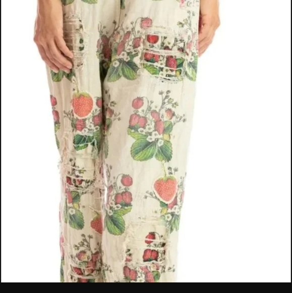 Magnolia Pearl BloomeBerry trousers - Picture 3 of 10